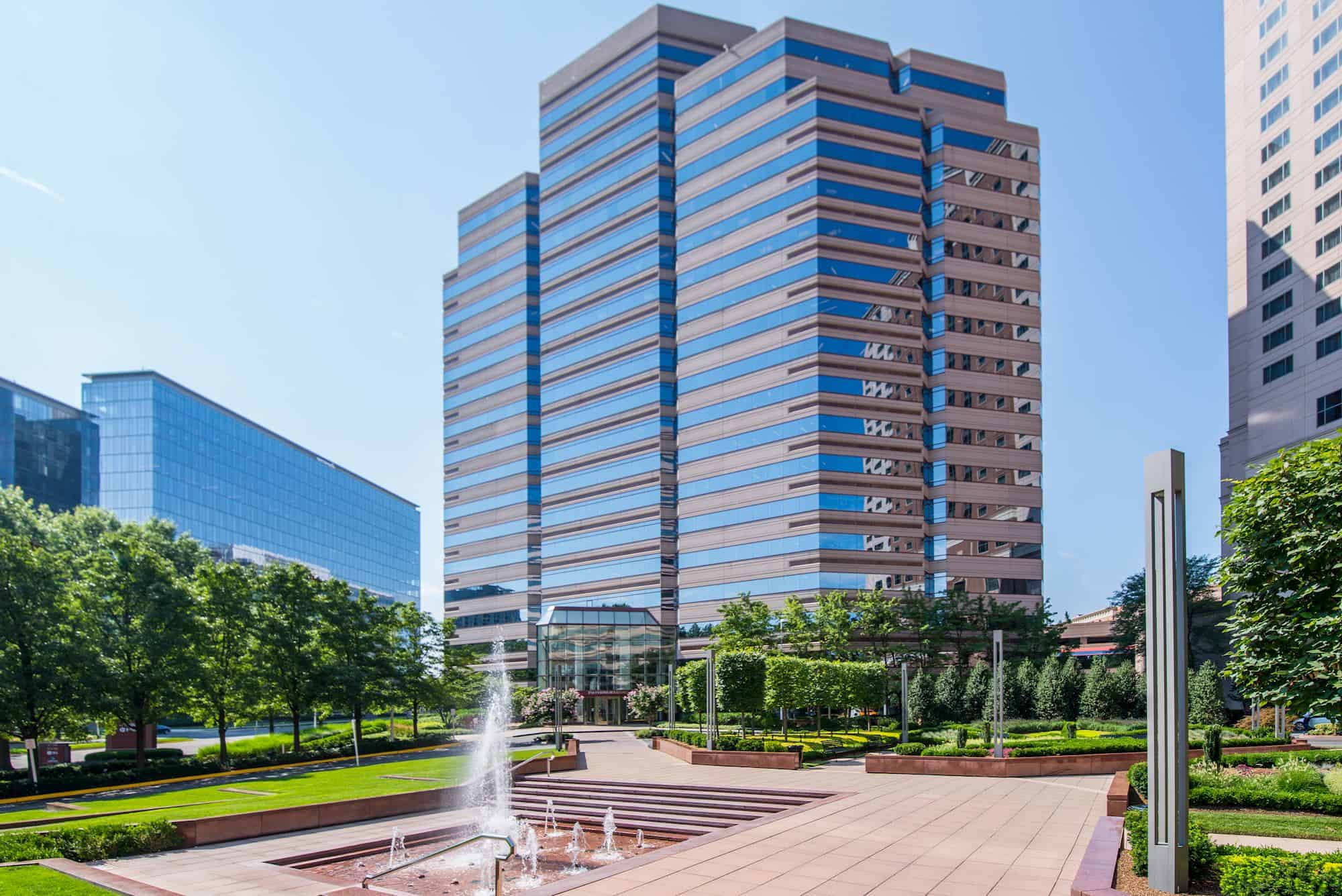 SonoSpine McLean, VA Clinic
